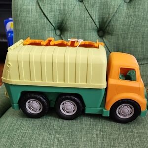 Colorful Toy Recycling Shape Sorter Truck